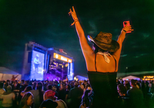 Best Tickets for Music Festivals: General Admission vs. VIP